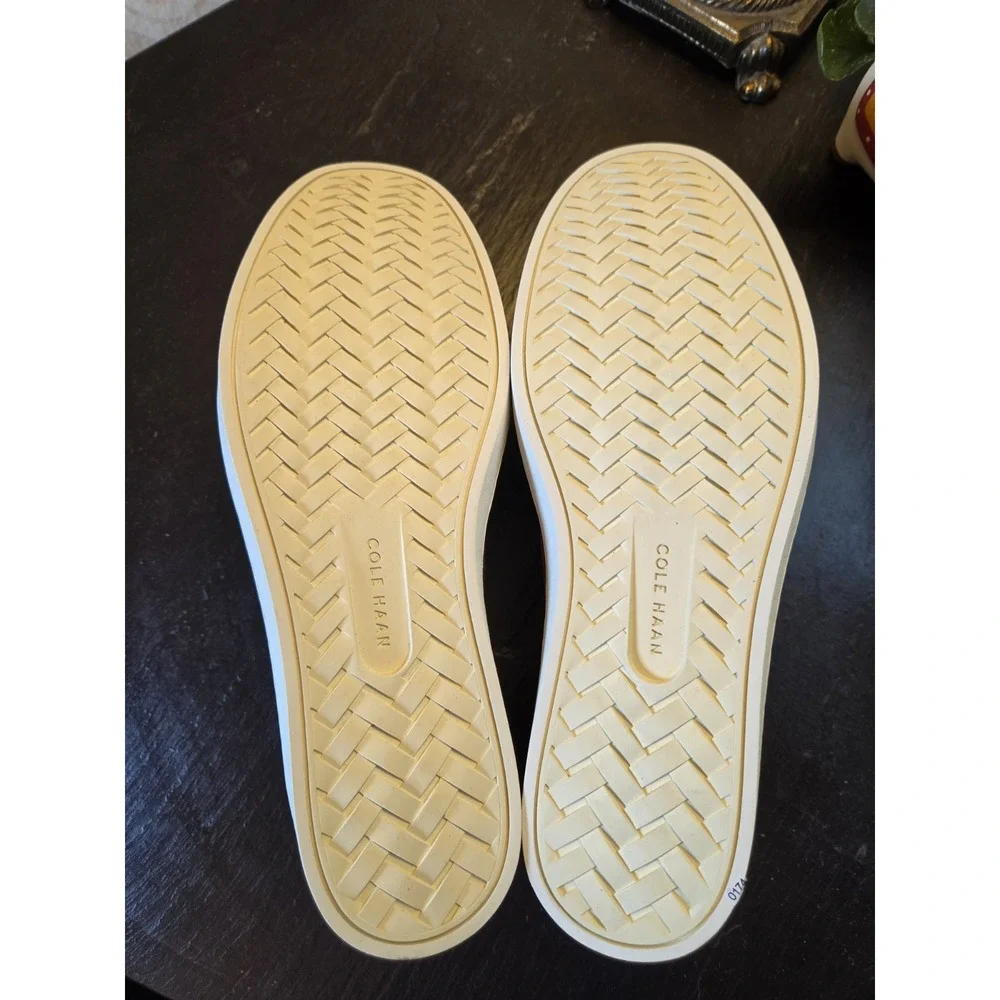 Cole Haan detailing like